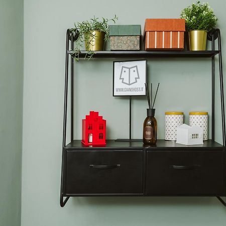 Giano Host - Capro Apartment Genoa Ngoại thất bức ảnh